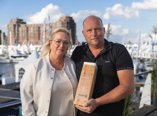 Thomasz 40 Cabrio zum Powerboat of the Year gekürt