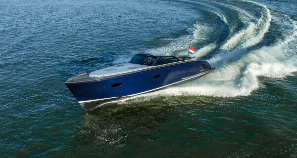 Tristian Yachts - Motorboot Sneek